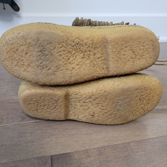 Vintage Cherokee beige gum sole mocassins winter leather boots with fringe Sz 8 - Picture 10 of 14